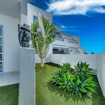 Casa Bella - Shared Pool And Terrace By Lanzarote Будинок відпочинку Пуерто-дель-Кармен