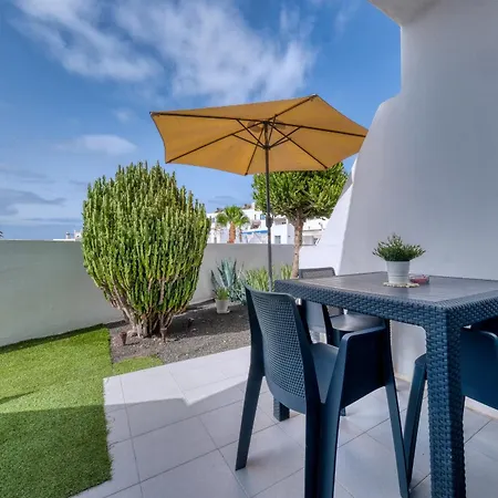 Σπίτι διακοπών Casa Bella - Shared Pool And Terrace By Lanzarote