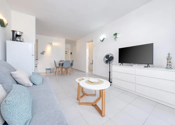 Casa Bella - Shared Pool And Terrace By Lanzarote *